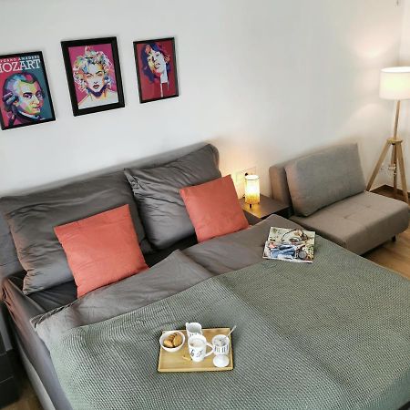 Neues City Center Piano Appartement Mit Netflix Klagenfurt am Woerthersee Exterior foto