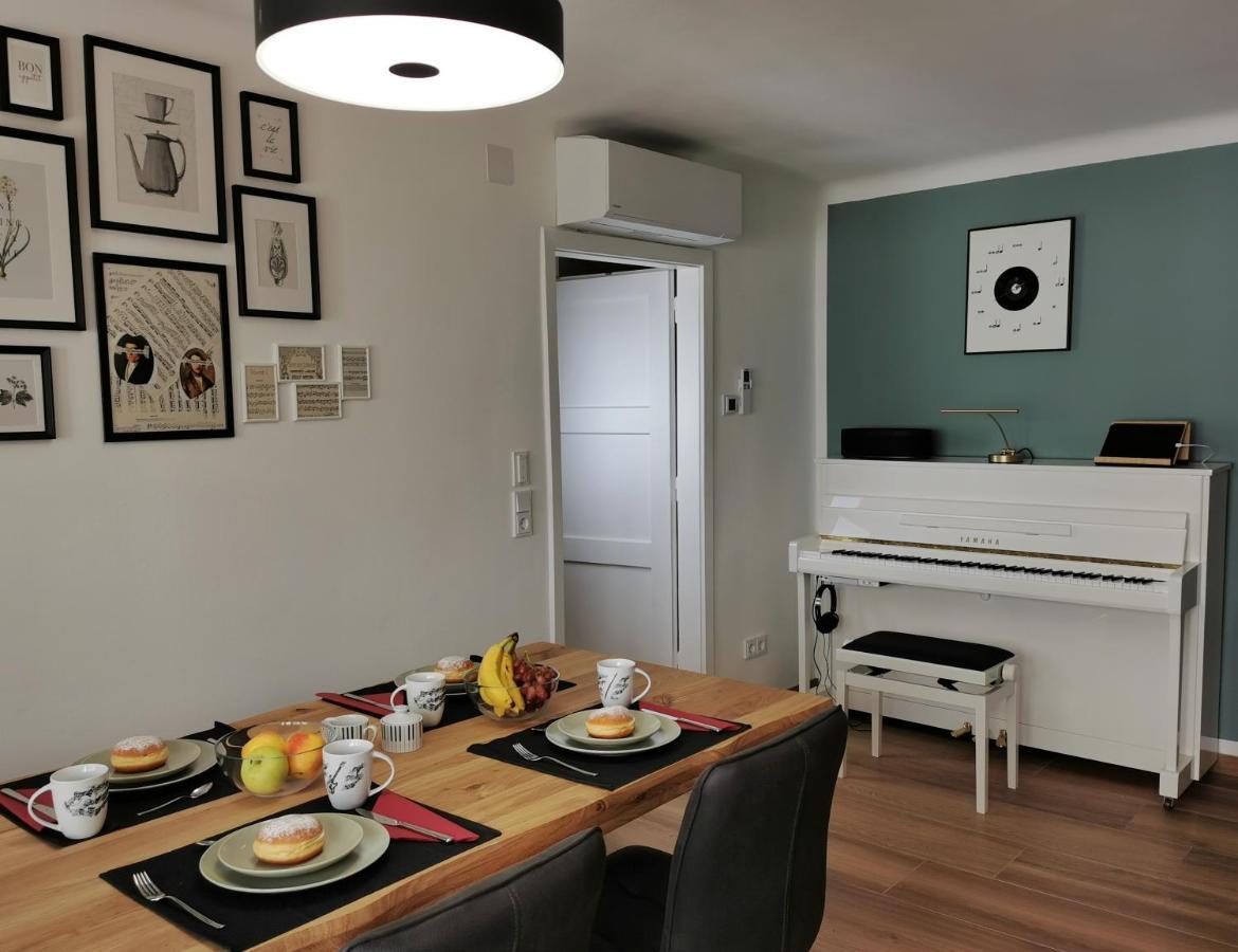 Neues City Center Piano Appartement Mit Netflix Klagenfurt am Woerthersee Exterior foto